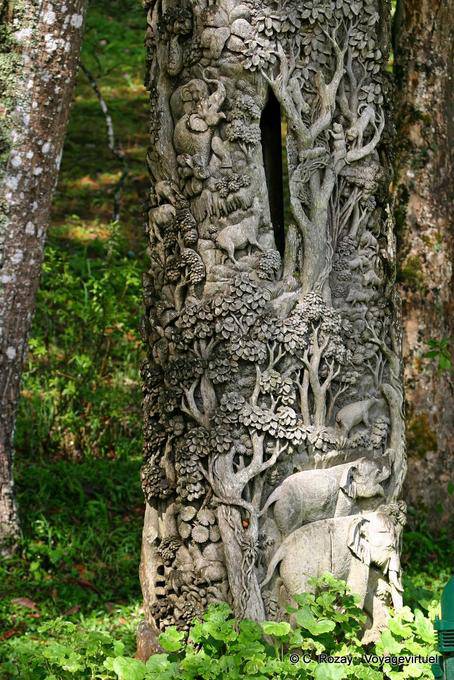 Intricately carved tree trunk, Phuping Palace, Chiang Mai - Thailand