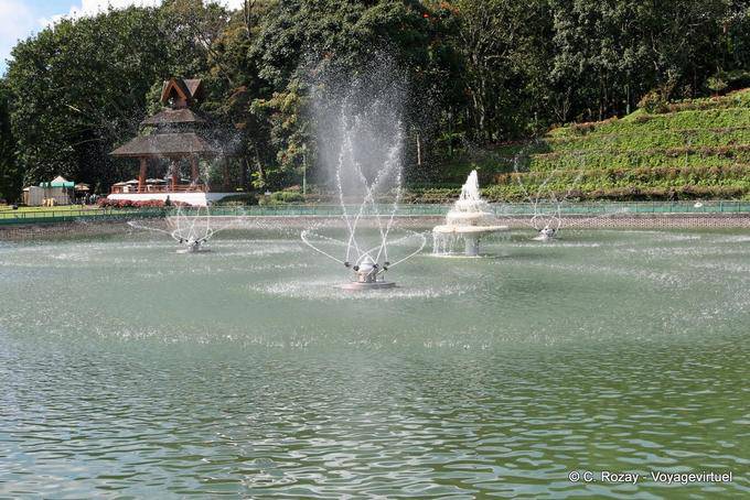 Rotating water jets, Phuping Palace, Chiang Mai - Thailand