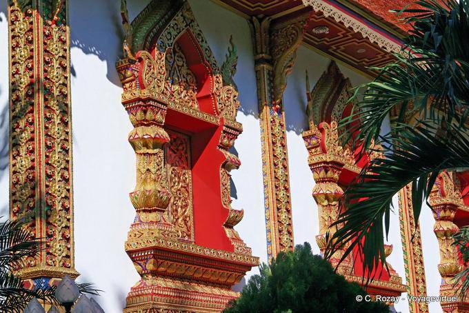 Windows Wat Pan On, Chiang Mai Temple - Thailand