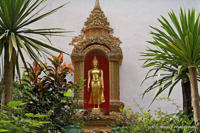 Mettakaruna-Mudra, Wat Doi Suthep, Chiang Mai - Thailand