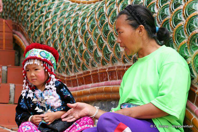 Children in traditional costume, Wat Doi Suthep, Chiang Mai - Thailand