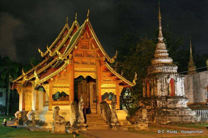 Wihan Lai Kham seen at night, Wat Phra Singh, Chiang Mai - Thailand