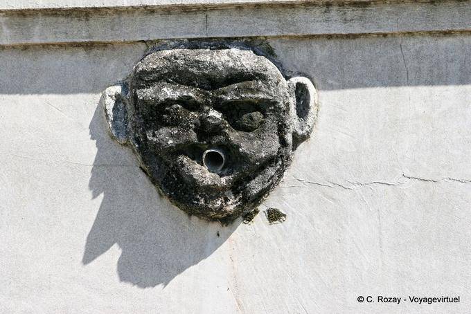 Pipe mouth, Wat Phra Singh, Chiang Mai - Thailand