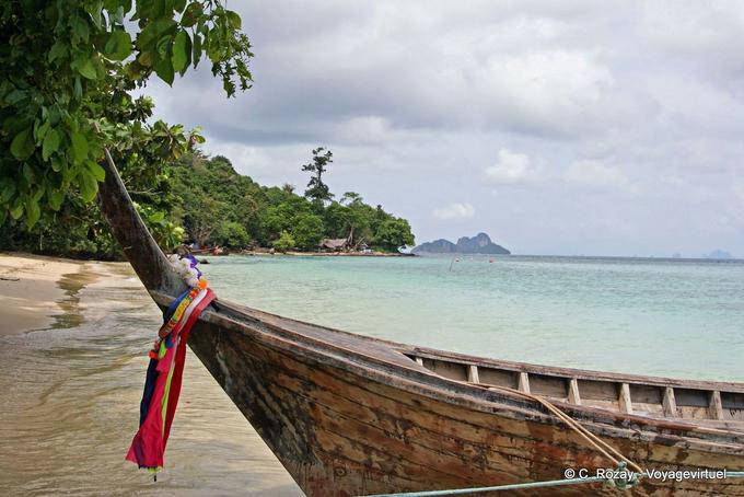 Boat to Lüem Po, Koh Phi Phi - Thailand