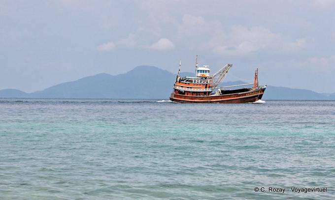 Deep sea trawler, Koh Phi Phi - Thailand