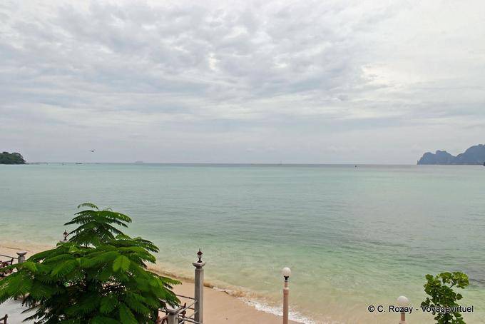 View on Tonsai Bay, Koh Phi Phi - Thailand