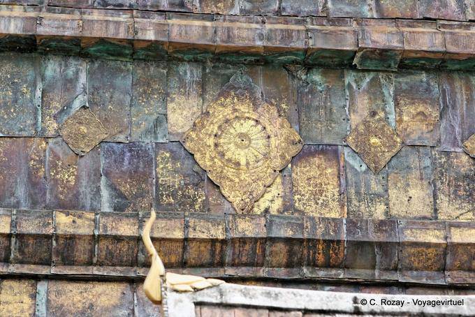 Detail of large Chedi, Wat Phra That Lampang Luang, Lampang - Thailand