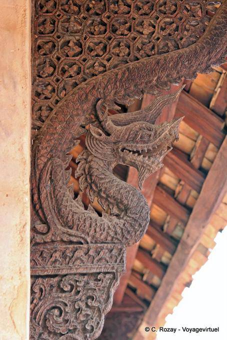 Naga wood carved, Wat Phra That Lampang Luang - Thailand