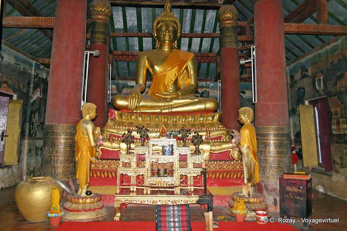 The altar of the Great Buddha of Wat Ratburana, Phitsanulok - Thailand