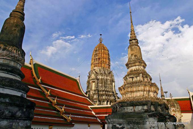 Prang, roofs and stupas of Wat Phra Sri Rattana Mahathat, Phitsanulok - Thailand