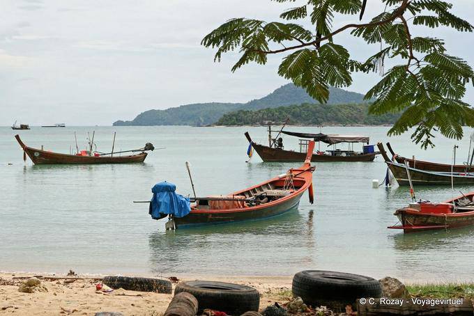 Ferries to Malacca Strait, Phuket Chalong - Thailand