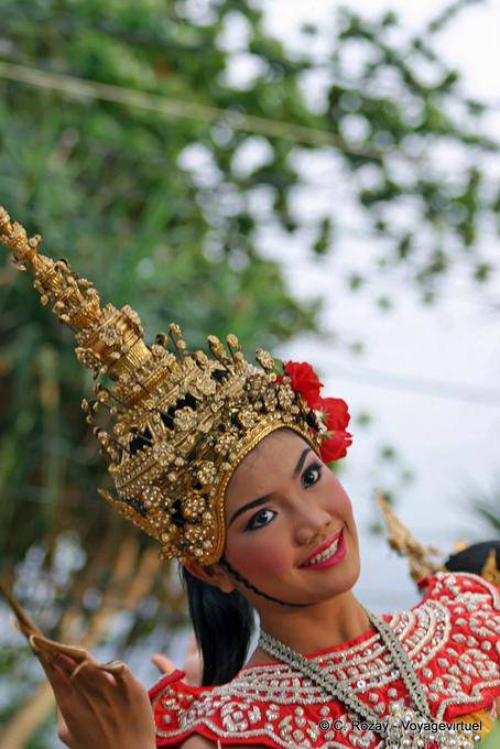 Traditional Thai Dancer, Festival Patong, Phuket - Thailand