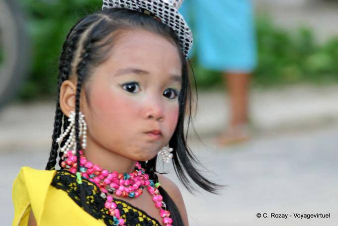 Little girl doubtful, Festival Patong, Phuket - Thailand