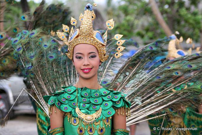 Peacock feathers, Festival Patong, Phuket - Thailand