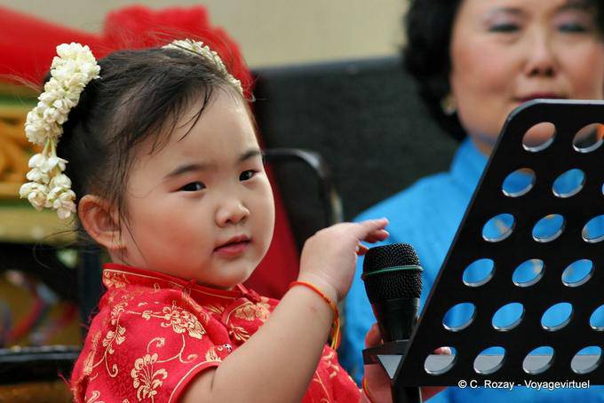 Children of Chinese origin, Festival Patong, Phuket - Thailand