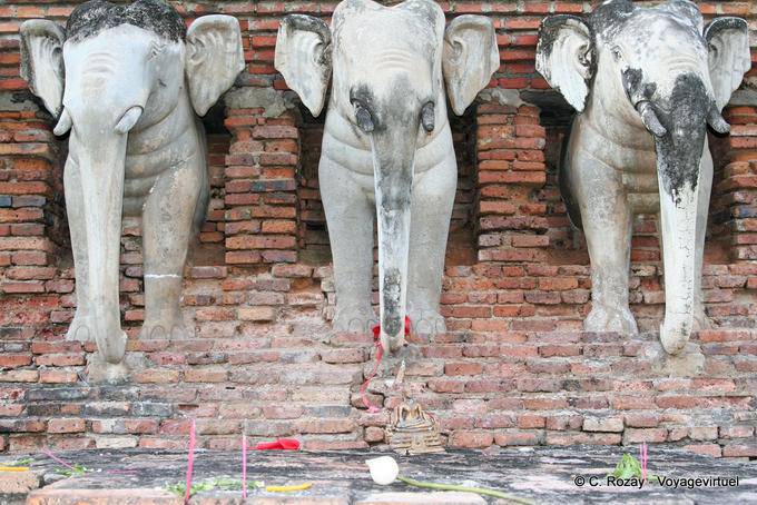 Outgoing Elephants wall, Wat Chang Lom, Old Sukhothai, Sukhothai, Wat Chang Rop - Thailand
