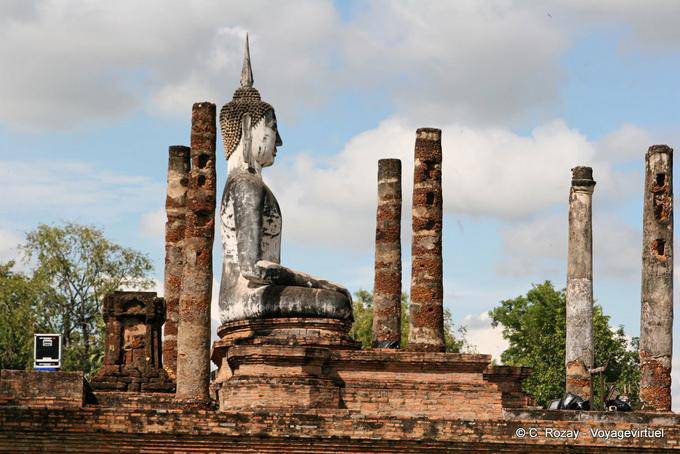 Buddha Profile Grand Viharn, Sukhothai, Wat Mahathat - Thailand