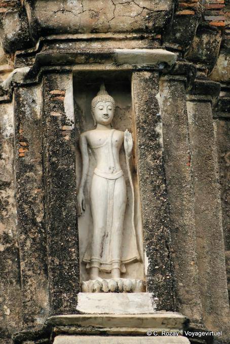 Buddha niche, Sukhothai, Wat Mahathat - Thailand
