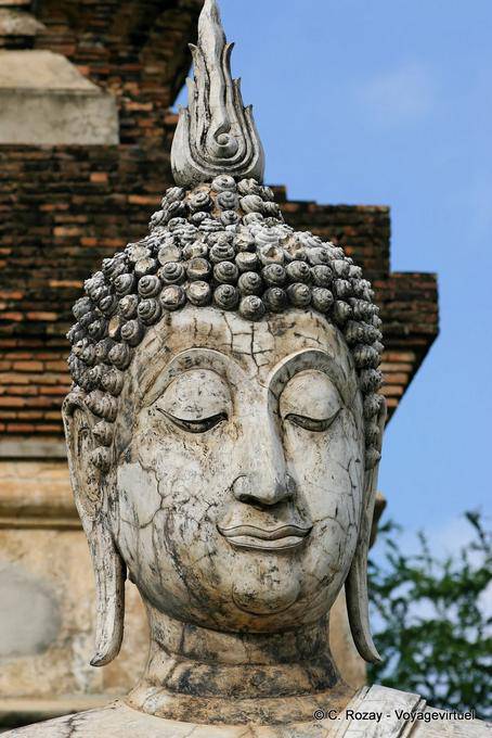 Buddha statue head, Sukhothai, Wat Mahathat - Thailand