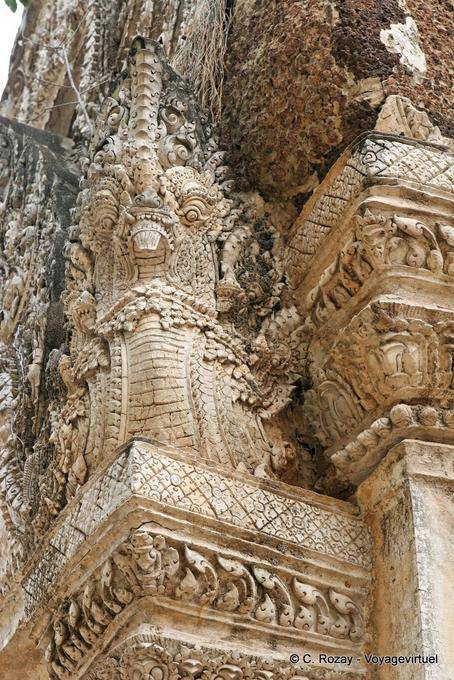 Naga Khmer, Sukhothai, Wat Mahathat - Thailand