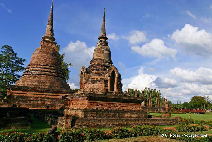 Stupas of Sinhalese influence, Sukhothai, Wat Sa Si - Thailand