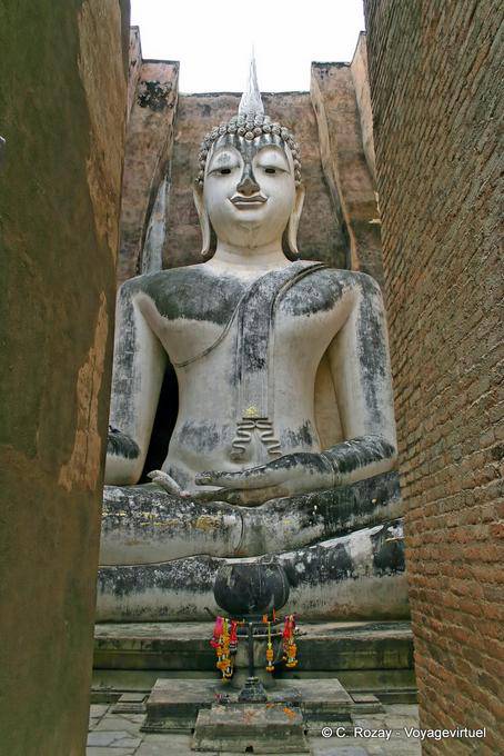 Stucco Buddha in a brick mandala, Sukhothai, Wat Sri Chum - Thailand