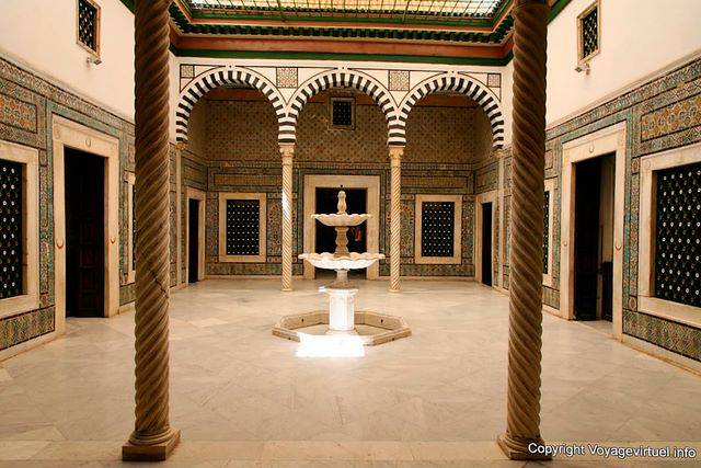 Bardo Museum, fountain in an Arab patio - Tunisia