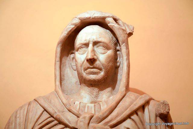 Bardo Museum, Hercules statue Massicault, white marble - Tunisia