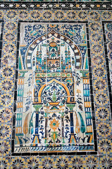 Bardo Museum, wall tiles Arabists - Tunisia