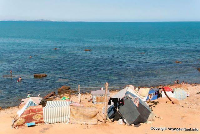 Cap Bon Korbous holiday in precarious settlements in the seaside - Tunisia