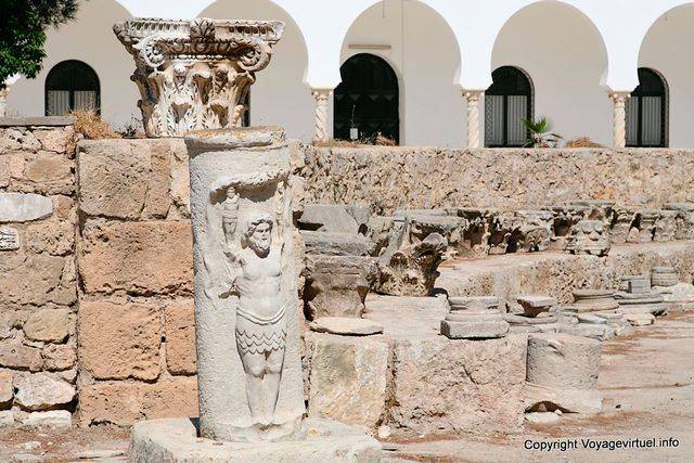 Outdoor restored column, Carthage Byrsa National Museum - Tunisia