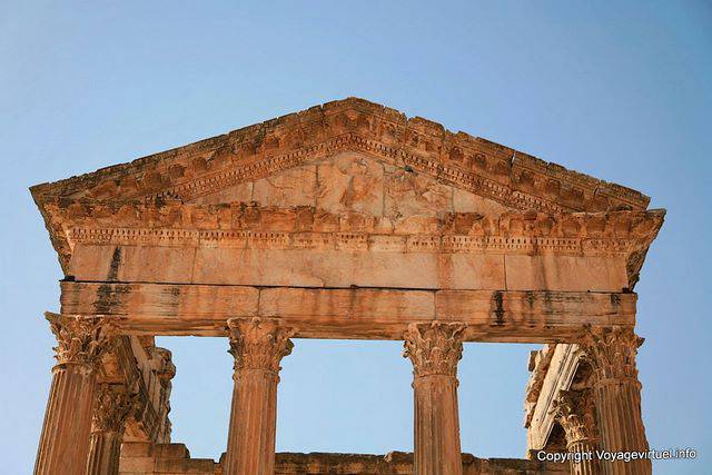 Dougga Capitol, fronton representing the apotheosis of Antoninus Pius kidnapped by an eagle - Tunisia