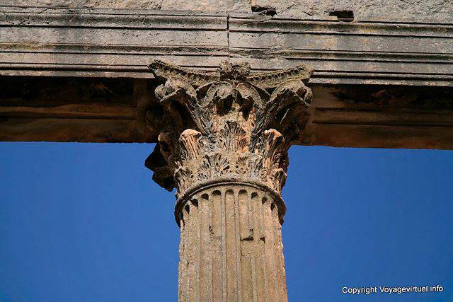 Dougga, architectural detail of a column of the Capitol - Tunisia