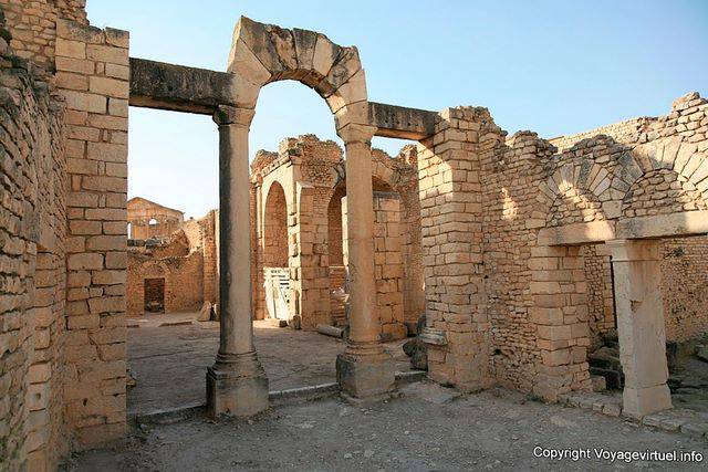 Dougga in Les Thermes Antoniniani - Tunisia