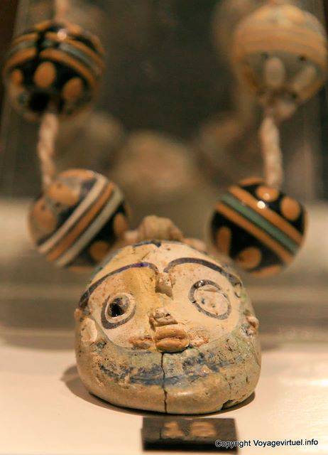 Kerkuane, Museum, Punic ceramic necklace - Tunisia