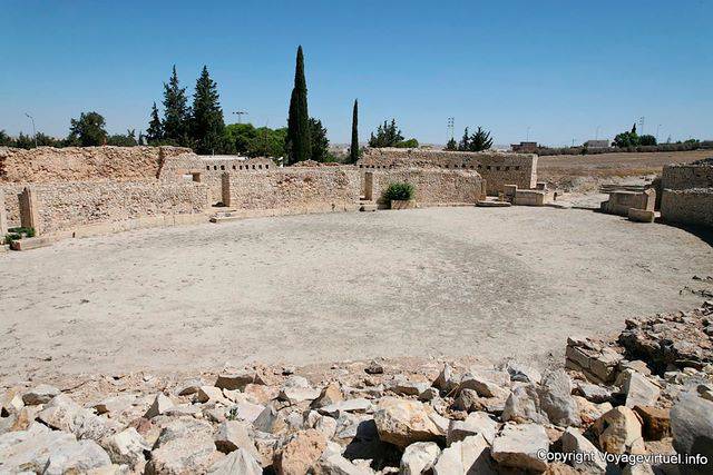 Maktar, the ancient theater - Tunisia
