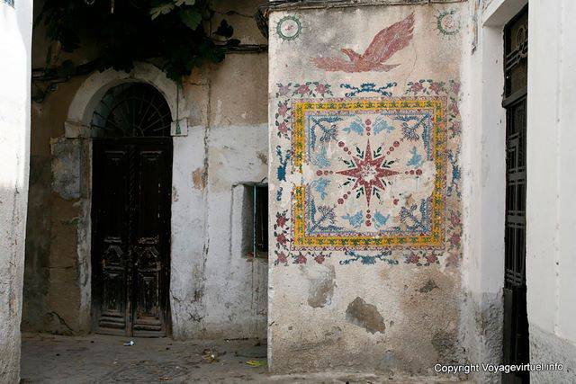 Tunis medina, mural - Tunisia