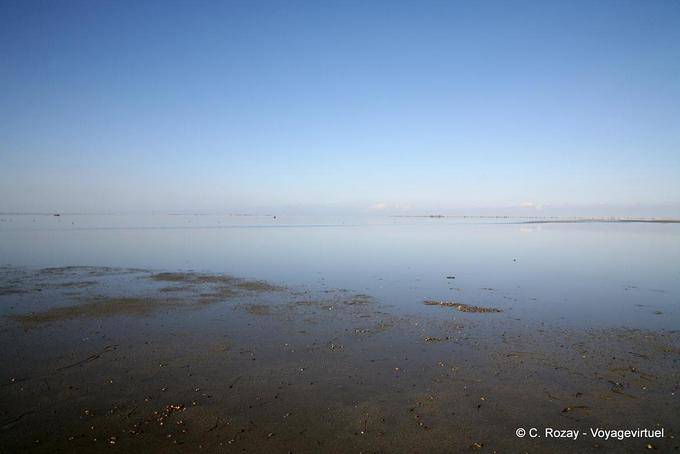 Djerba, mixing between sky and sea - Tunisia
