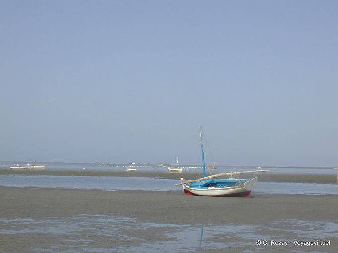 Stranded boat, Djerba - Tunisia