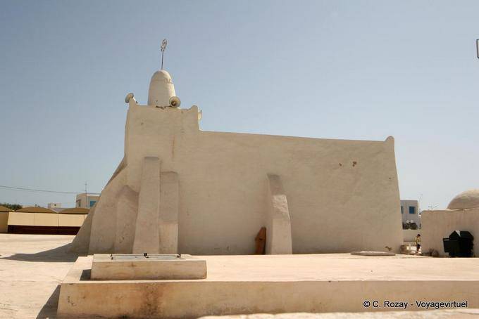 The mosque Oum El Turkia El May, Djerba - Tunisia
