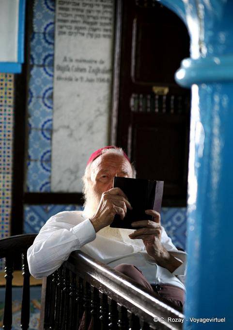 Study of sacred texts, jewish synagogue, Djerba - Tunisia