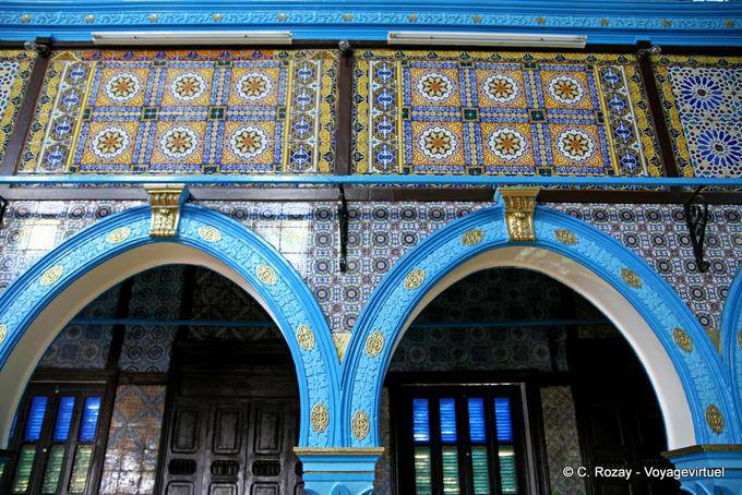 Focus on earthenware, jewish synagogue - Tunisia