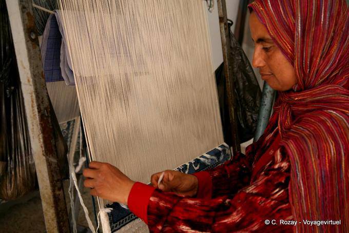Manufacture of carpets, Houmt Souk - Tunisia