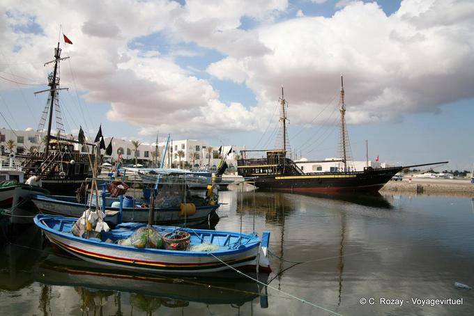 Port Houmt Souk - Tunisia