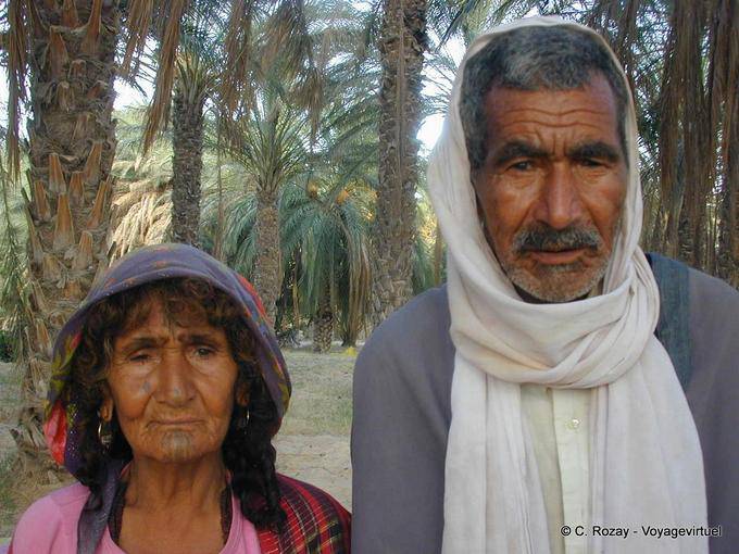 Berber old couple, Douz - Tunisia