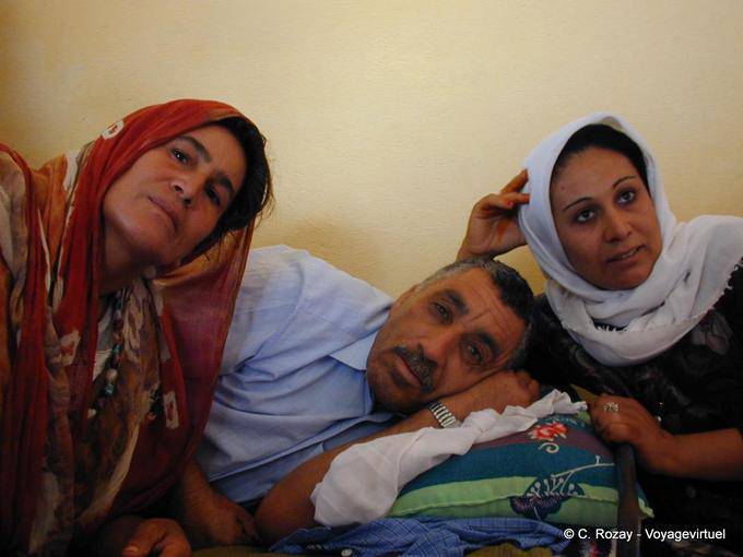 Family portrait, portraits, Douz - Tunisia