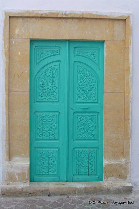 Green door, Kairouan - Tunisia