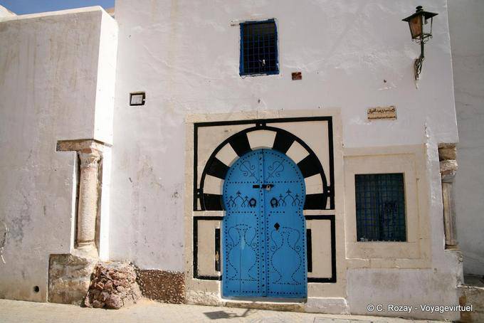 Mausoleum of Sidi Abid Ghariani door to amphorae, Kairouan - Tunisia