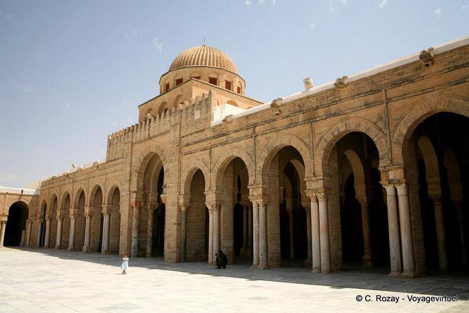 Side of the prayer hall, Djemaa Sidi Uqba, Kairouan - Tunisia