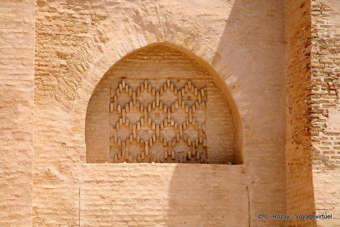 Detail on a wall of Sidi Oqba Mosque, Kairouan - Tunisia